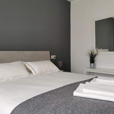Habitaciones Rocio, Xavina - Costa Da Morte カマリーニャス エクステリア 写真