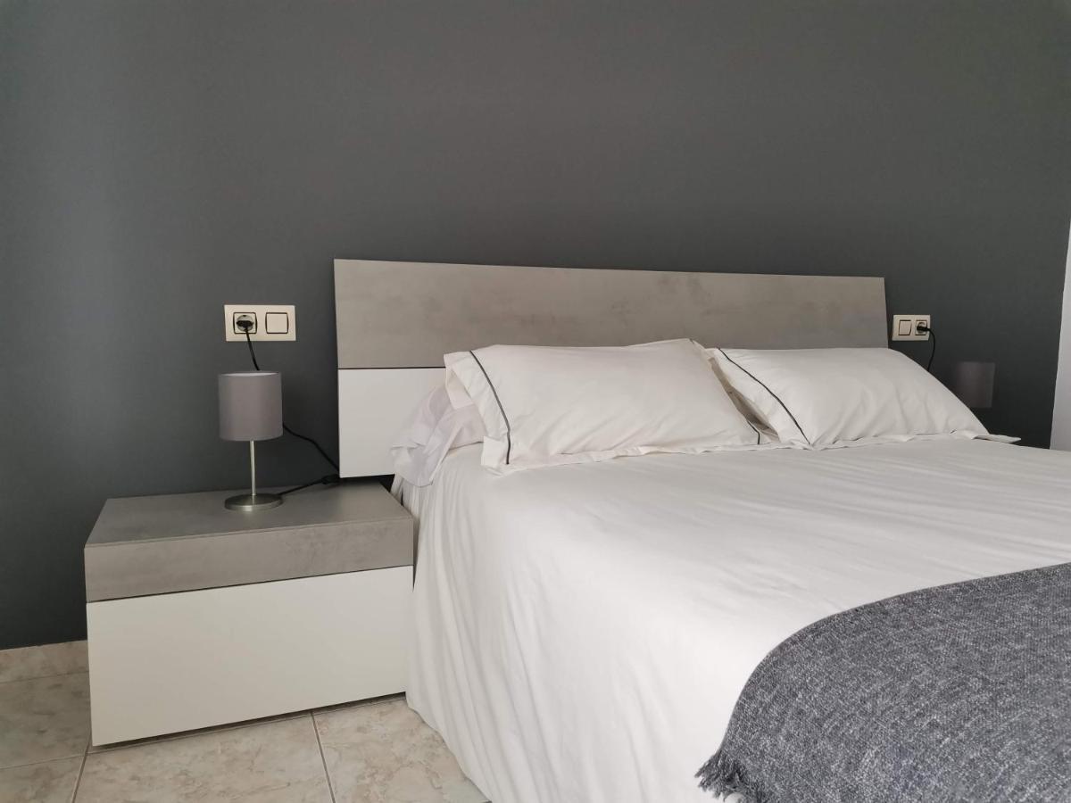 Habitaciones Rocio, Xavina - Costa Da Morte カマリーニャス エクステリア 写真